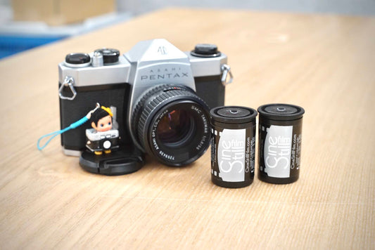 CineStill Film BWXX 250 135 で撮ってみた!📷