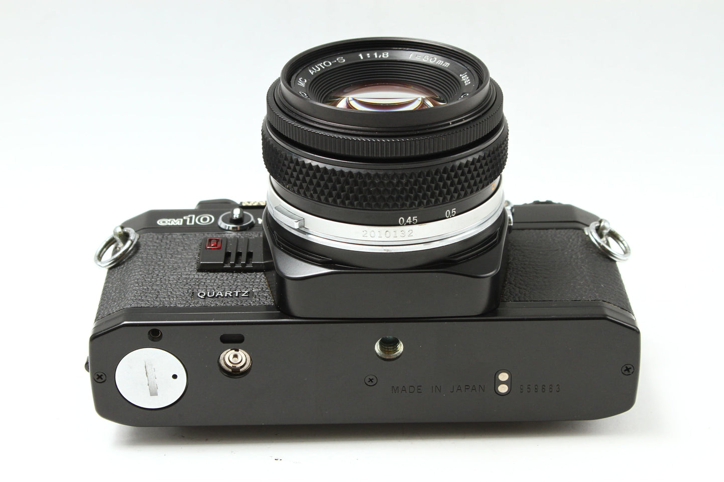 OM10 ブラック + 50/1.8
