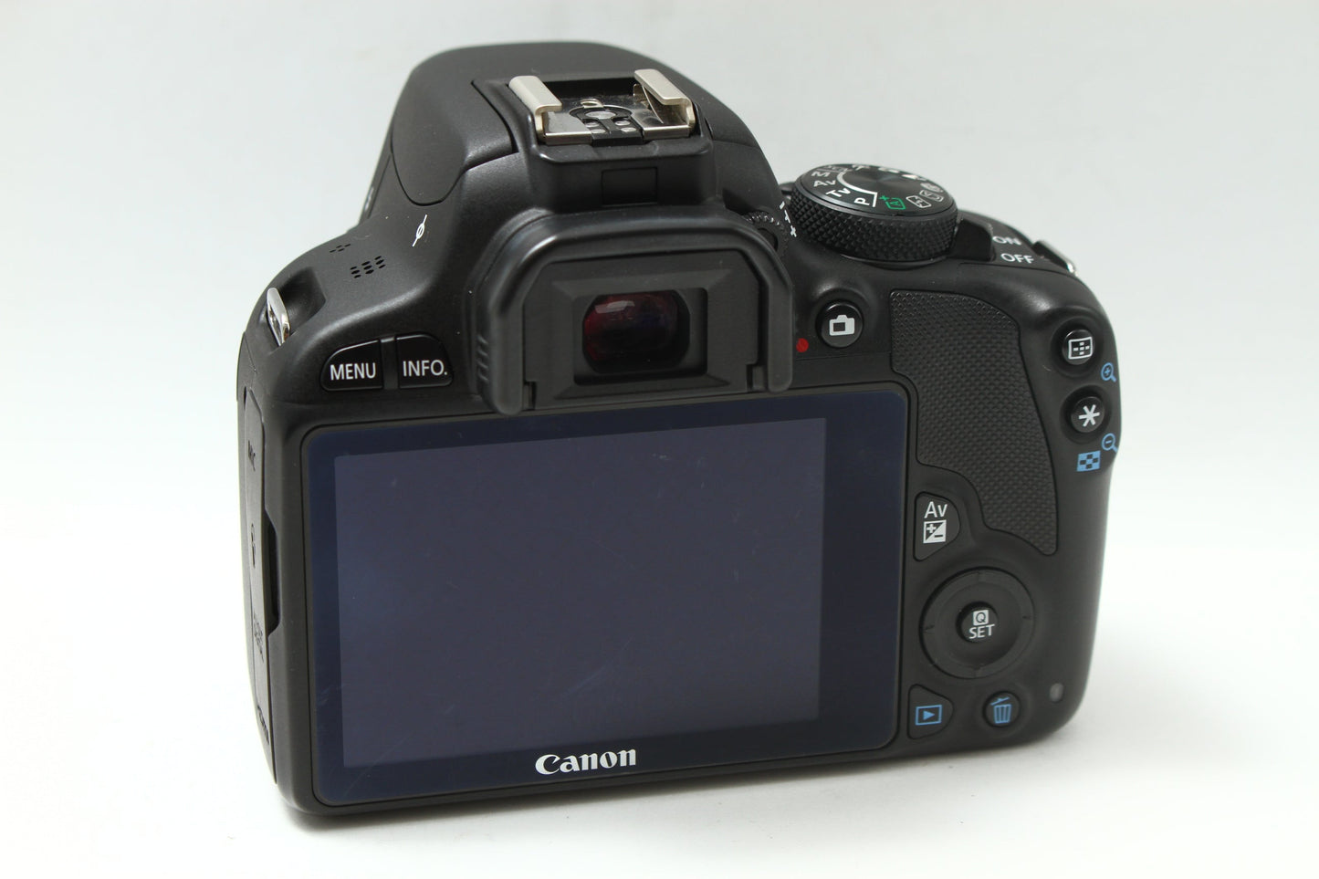 EOS Kiss X7