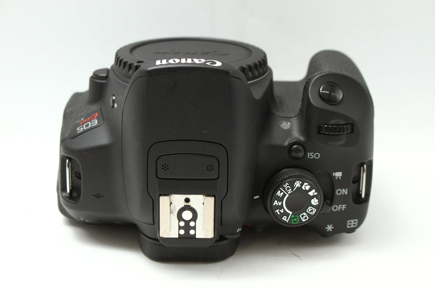 EOS Kiss X7i