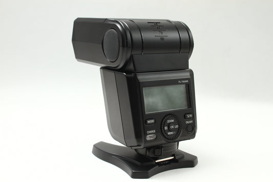 ELECTRONIC FLASH FL-700WR