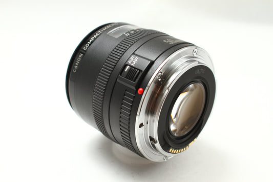 EF 50/2.5 COMPACT-MACRO