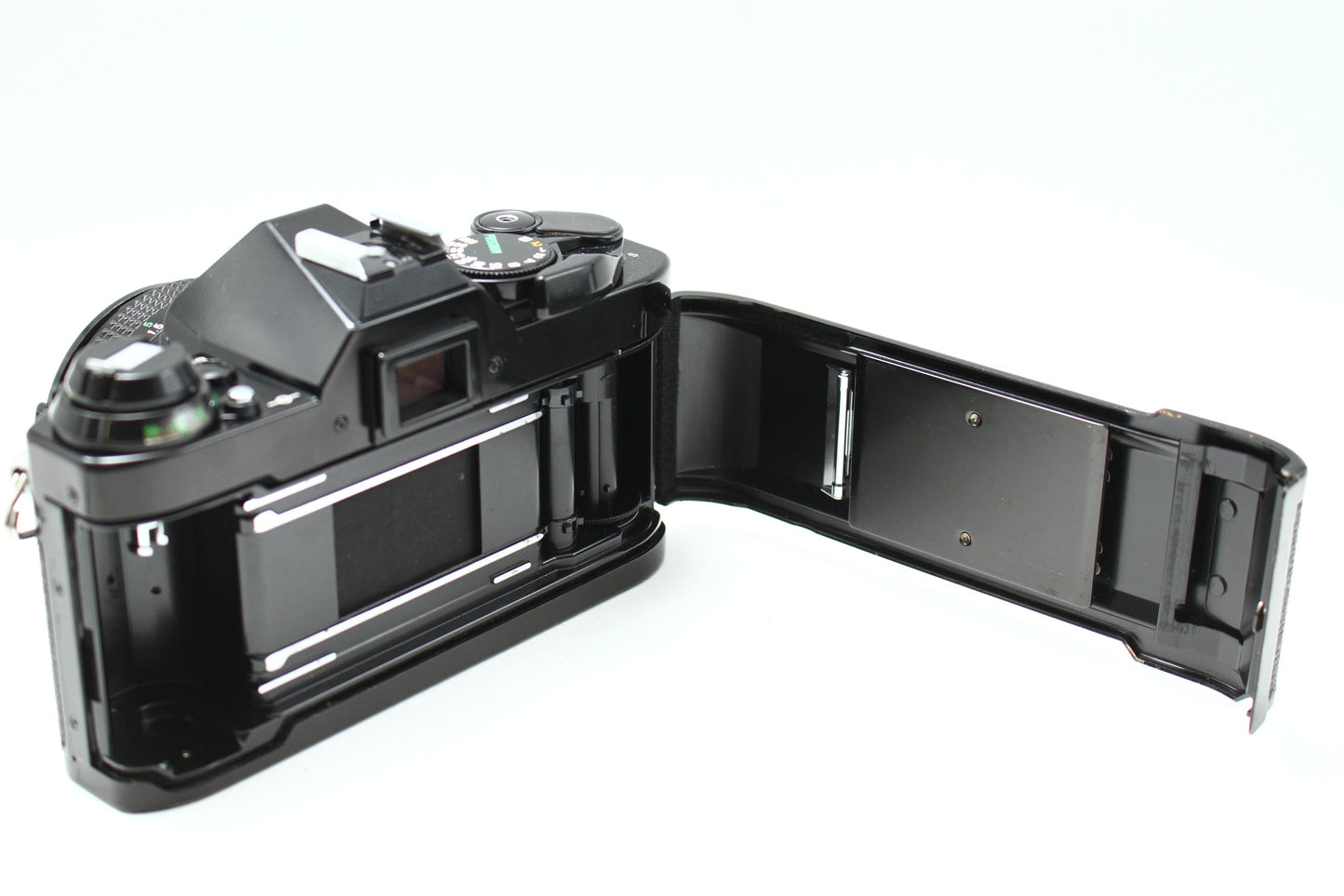 AE-1 PROGRAM ブラック + New FD 50/2