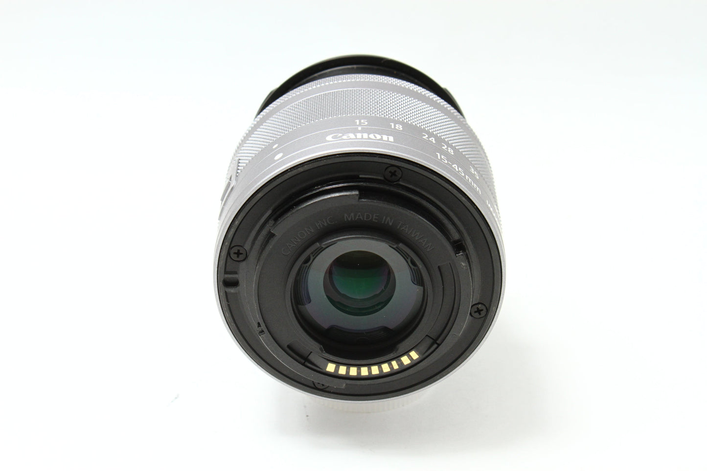 EF-M 15-45/3.5-6.3 IS STM シルバー