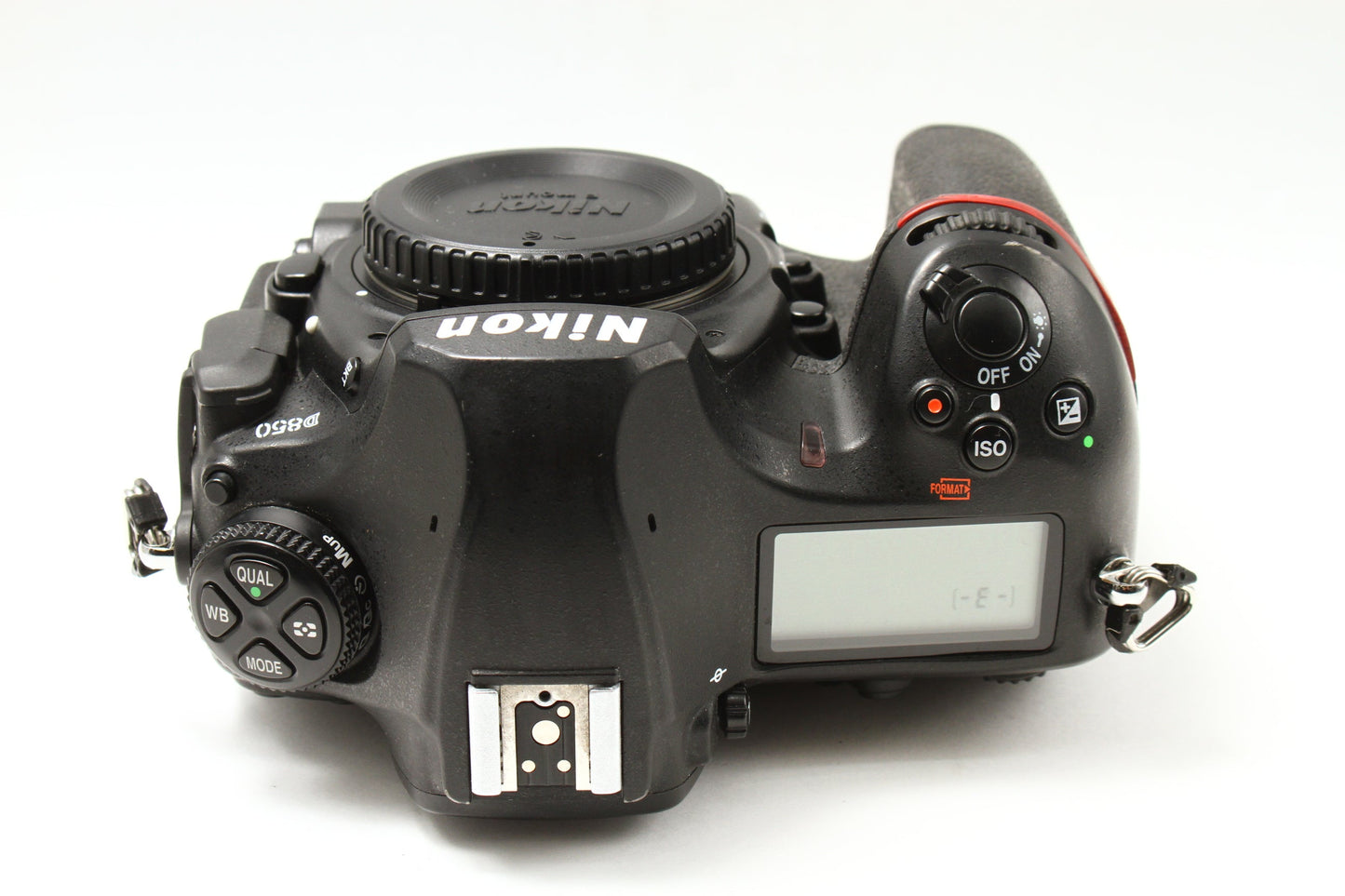 D850
