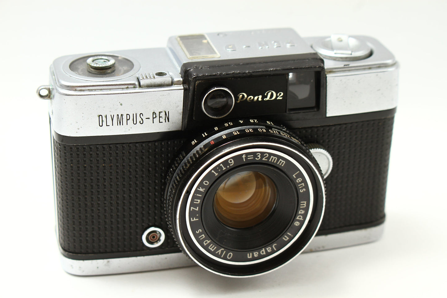 PEN-D2 F.ZUIKO 32/1.9