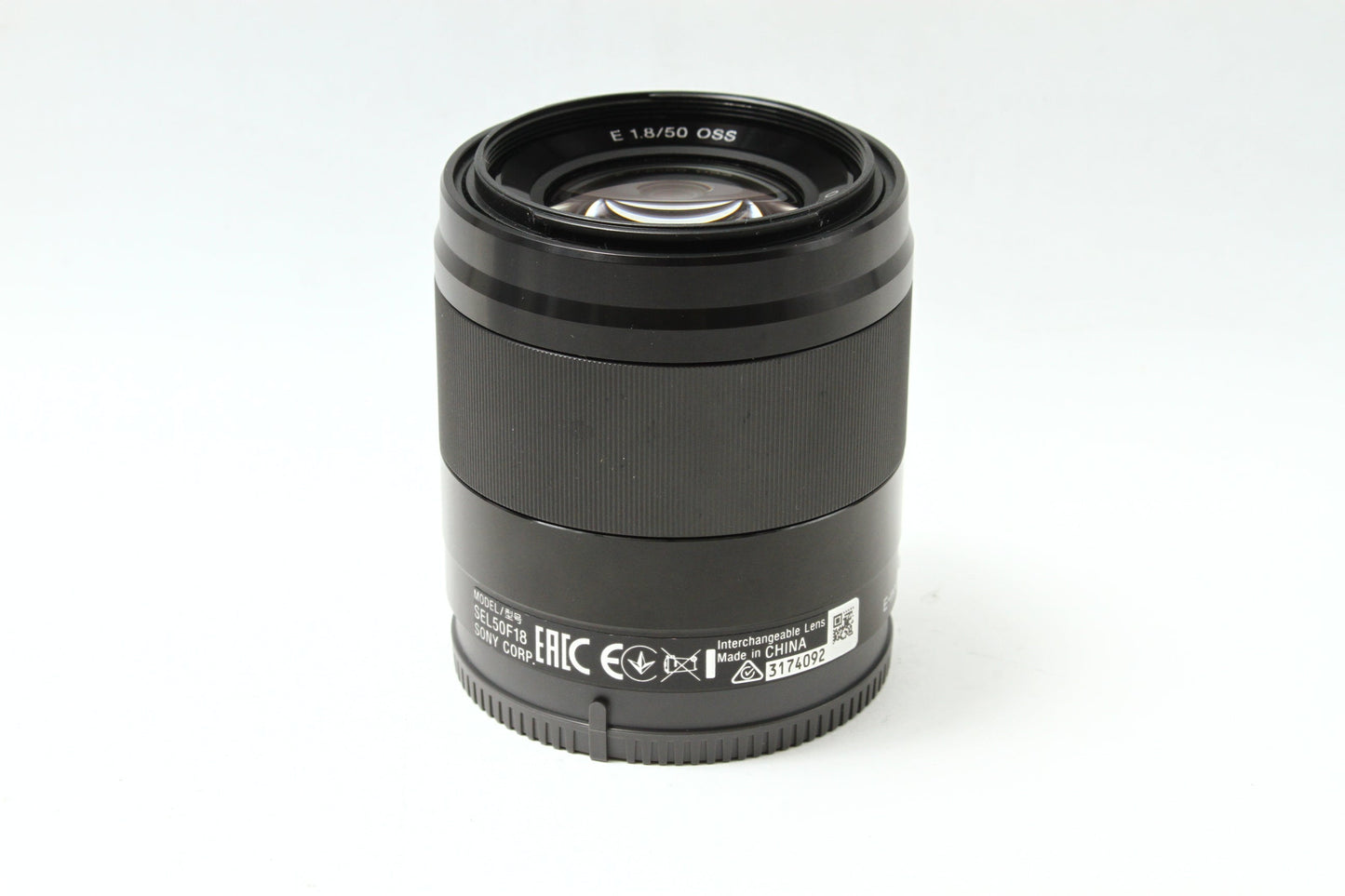 E 50/1.8 OSS ブラック