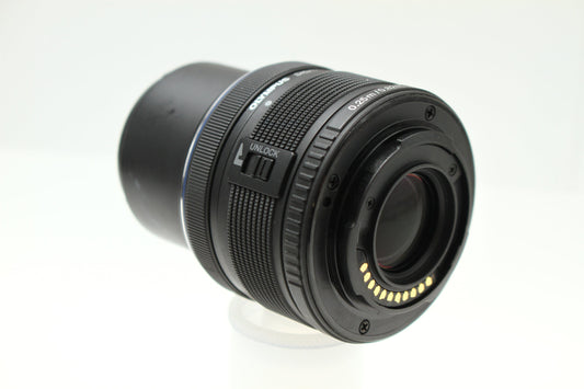 M.ZUIKO DIGITAL ED 14-42/3.5-5.6 II R ブラック