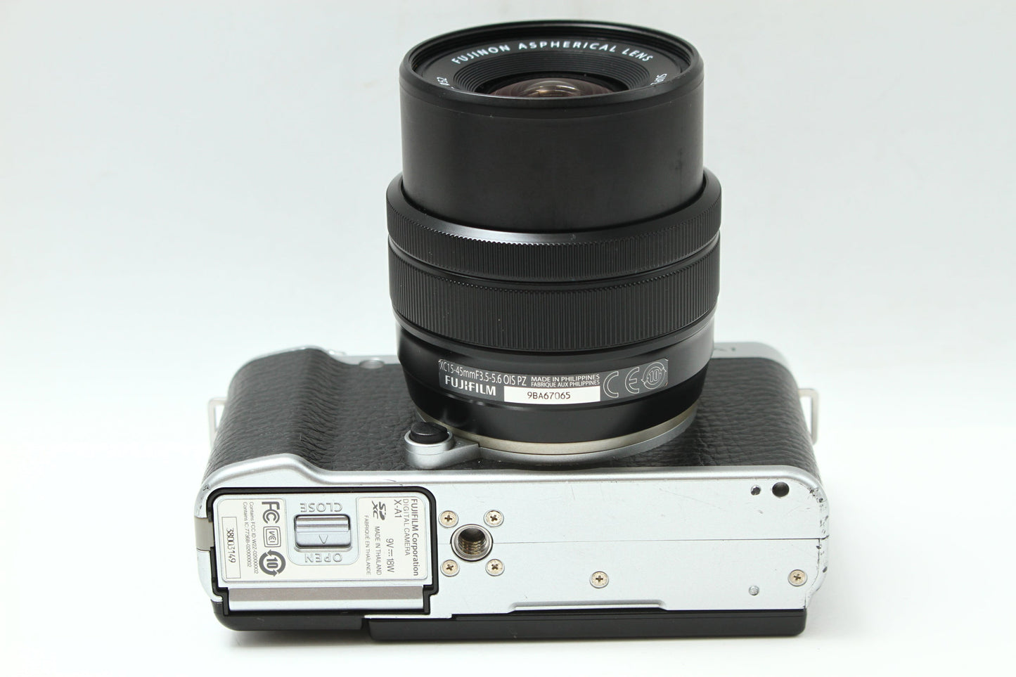 X-A1 シルバー + XC 15-45