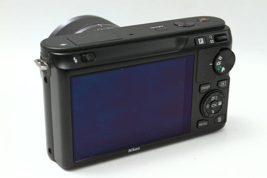 1 J1 ブラック + VR 10-30 レンズキット