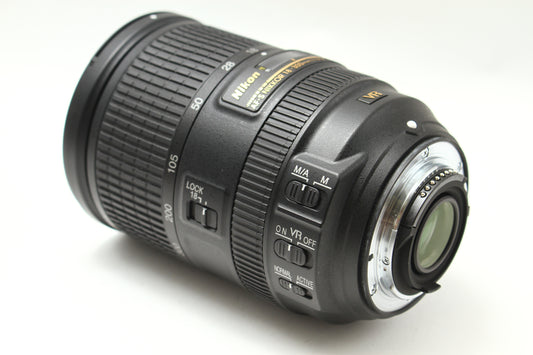 AF-S DX 18-300/3.5-5.6 G VR