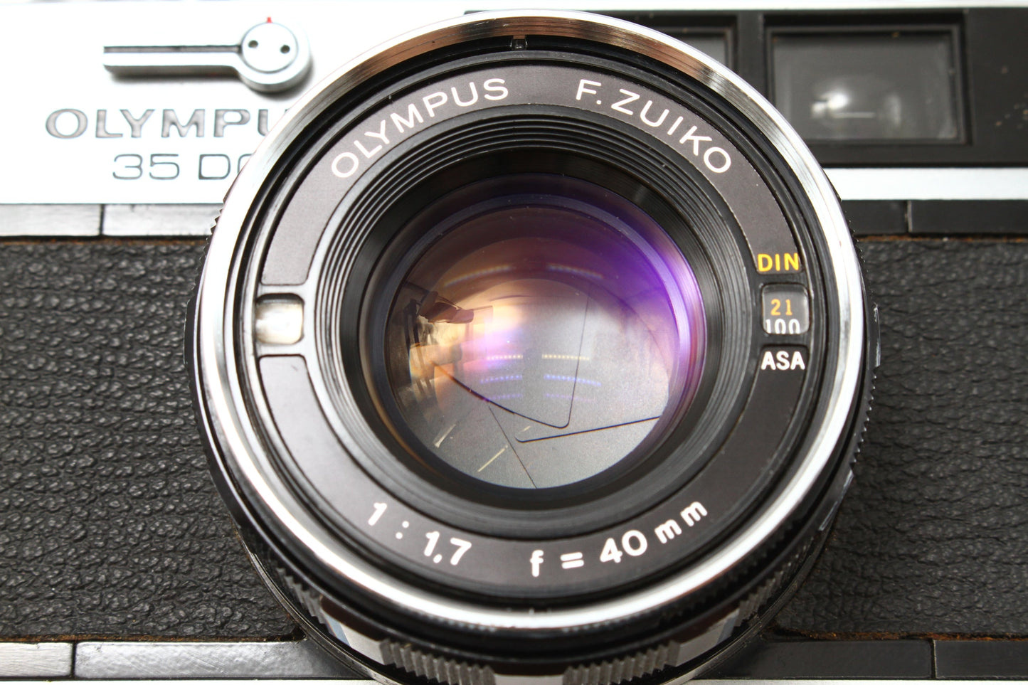 35 DC F.ZUIKO 40/1.7