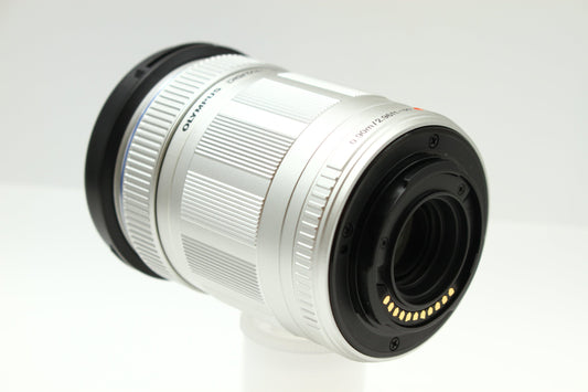 M.ZUIKO DIGITAL ED 40-150/4-5.6 シルバー