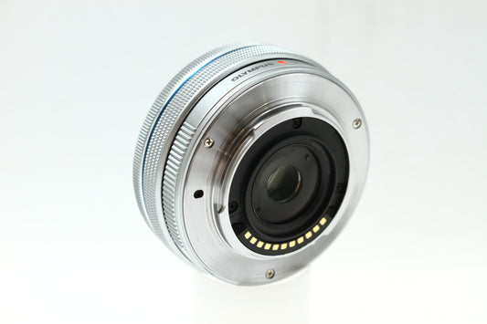 M.ZUIKO DIGITAL ED 14-42/3.5-5.6 EZ シルバー