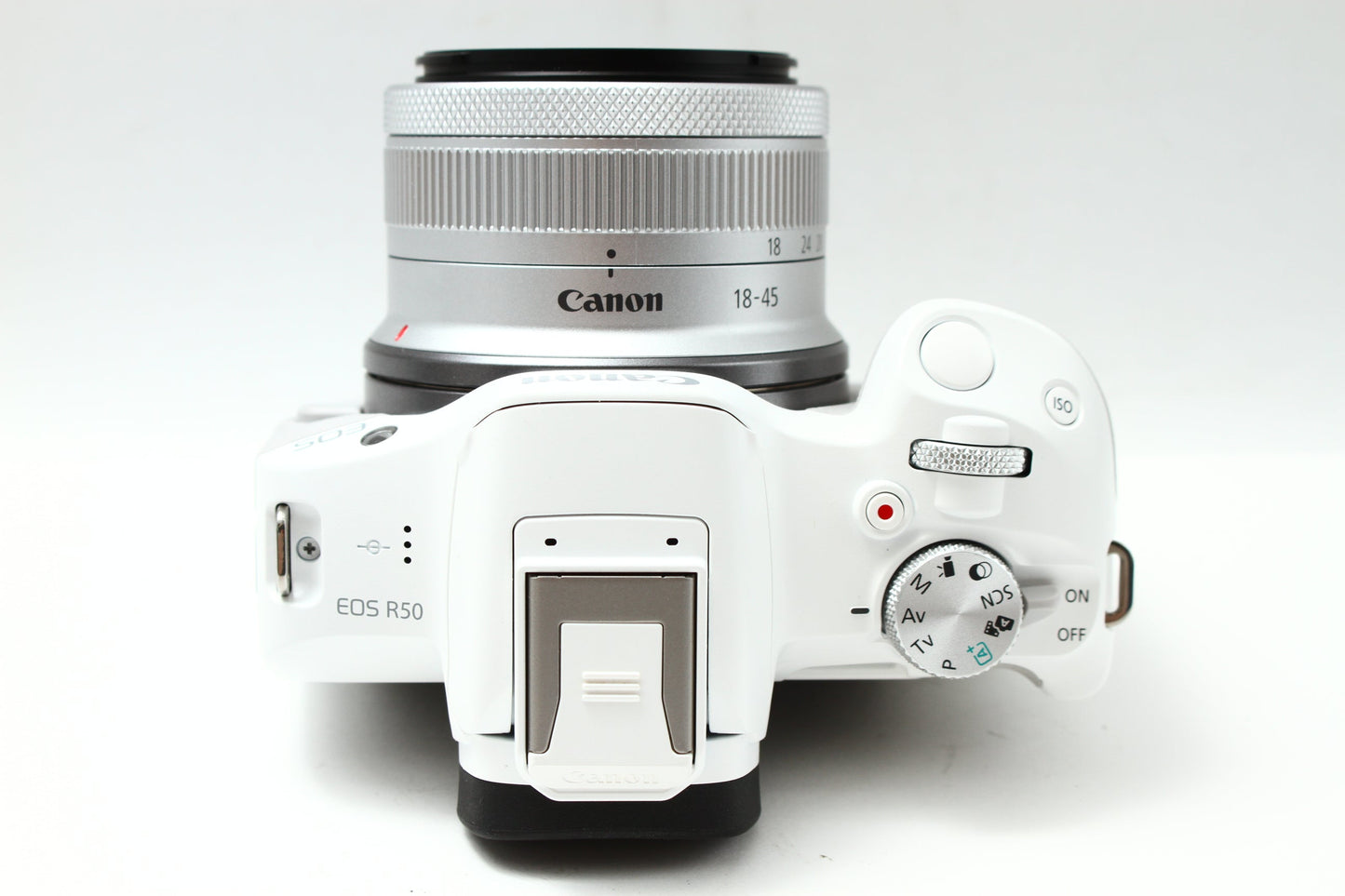 EOS R50 ホワイト + RF-S 18-45 レンズキット