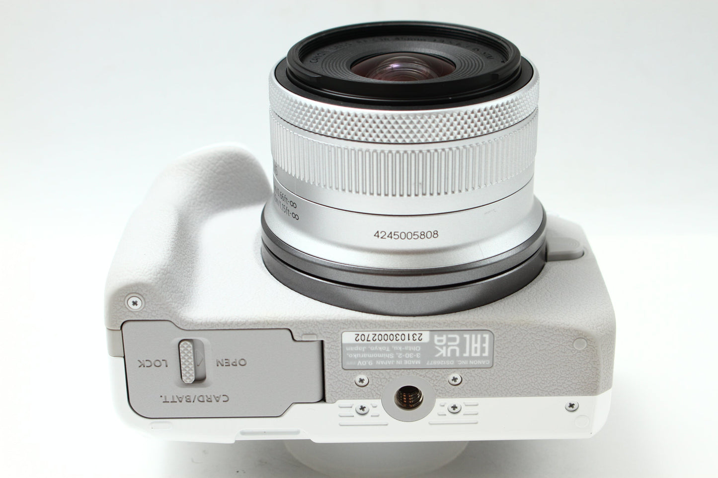 EOS R50 ホワイト + RF-S 18-45 レンズキット