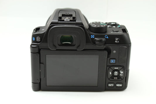 K-70 ブラック + DA 18-135 WR レンズキット