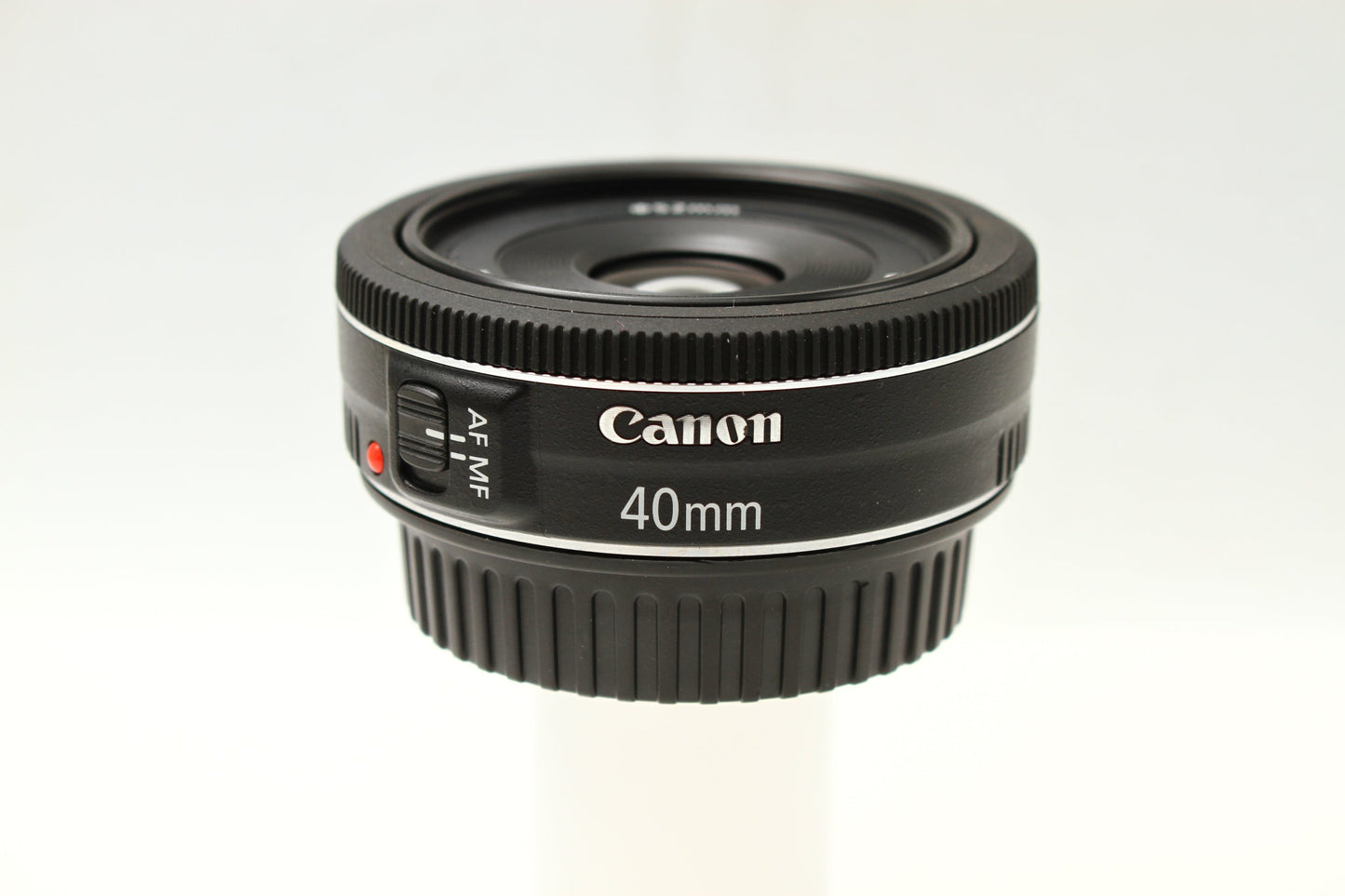 EF 40/2.8 STM