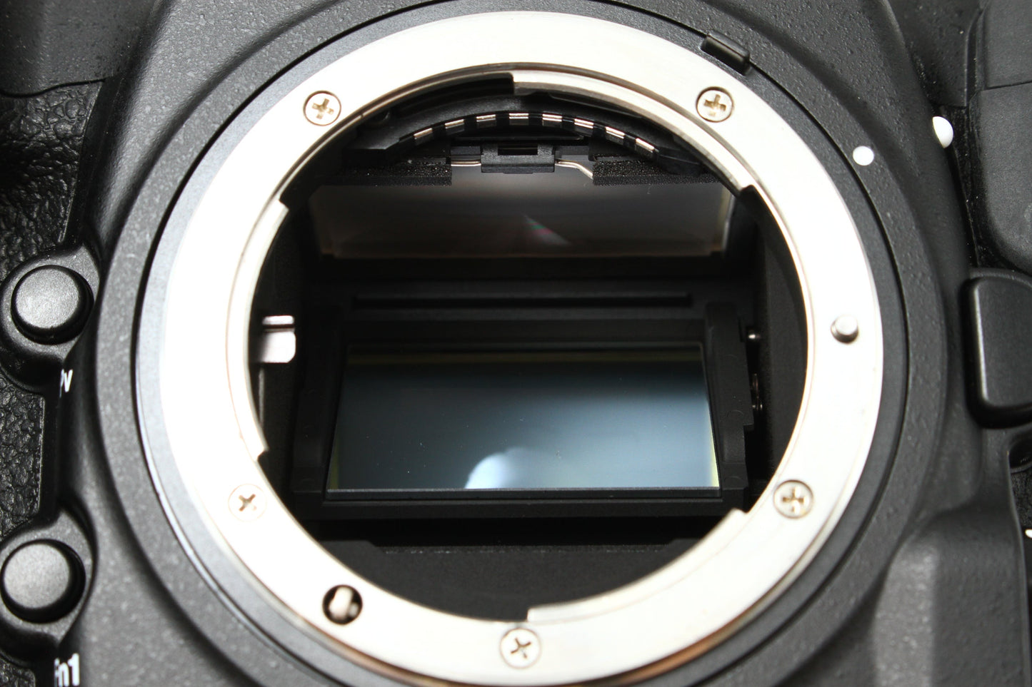 D850