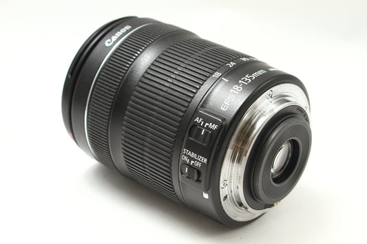 EF-S 18-135/3.5-5.6 IS STM