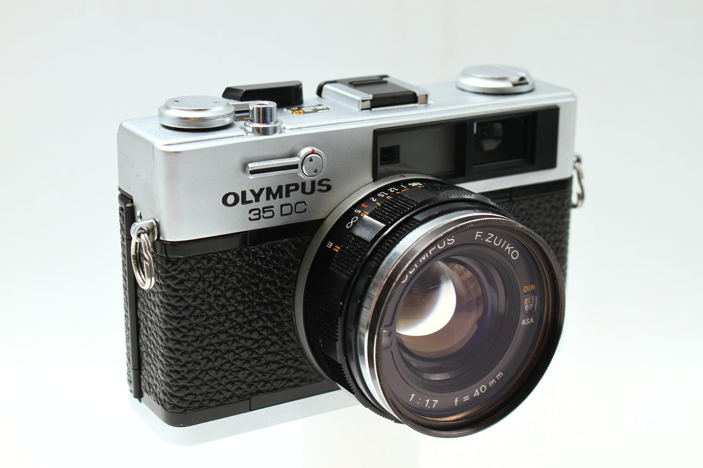 35 DC F.ZUIKO 40/1.7