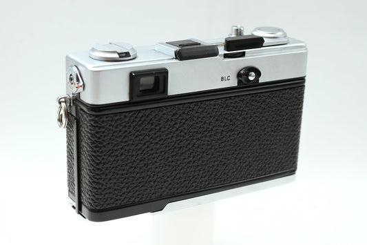 35 DC  F.ZUIKO 40/1.7