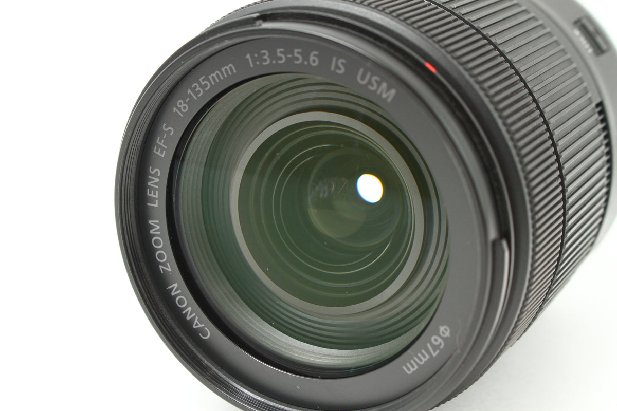 EF-S 18-135/3.5-5.6 IS USM