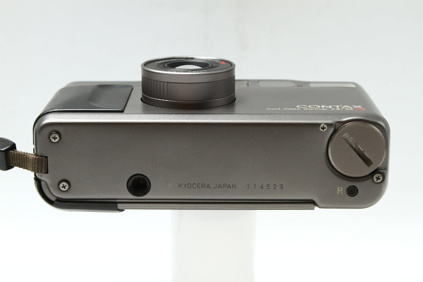 T2 チタンブラック Sonnar T* 38/2.8