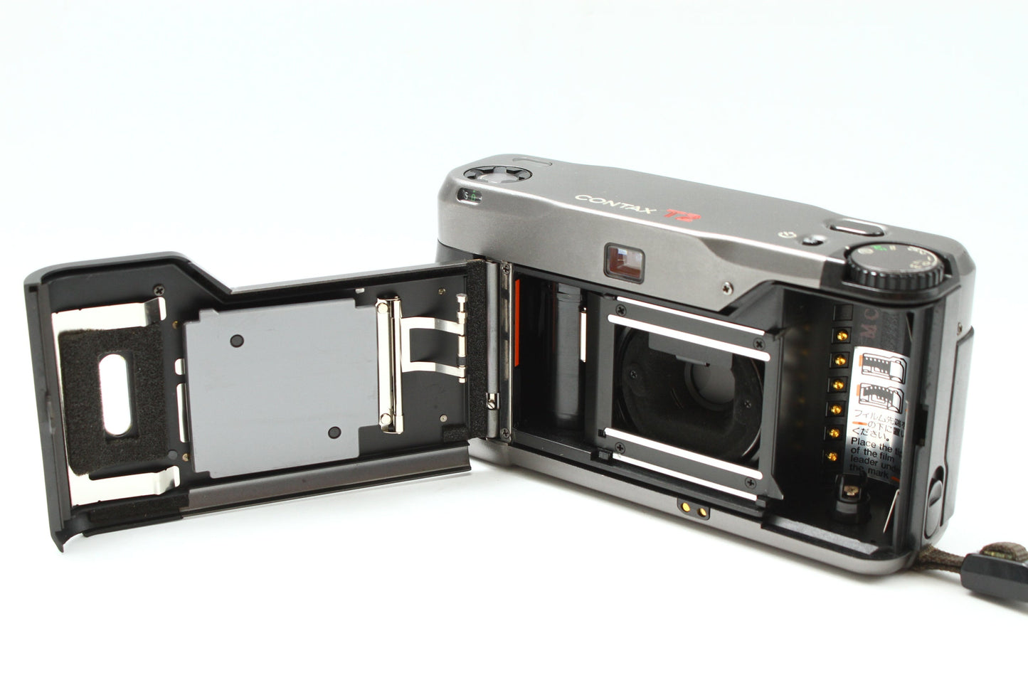 T2 チタンブラック Sonnar T* 38/2.8