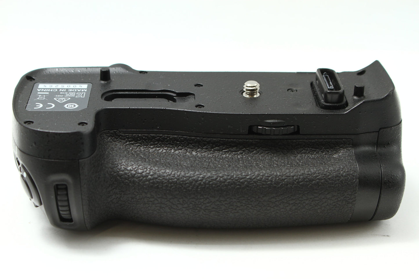 マルチパワーバッテリーパック MB-D18 (D850用)