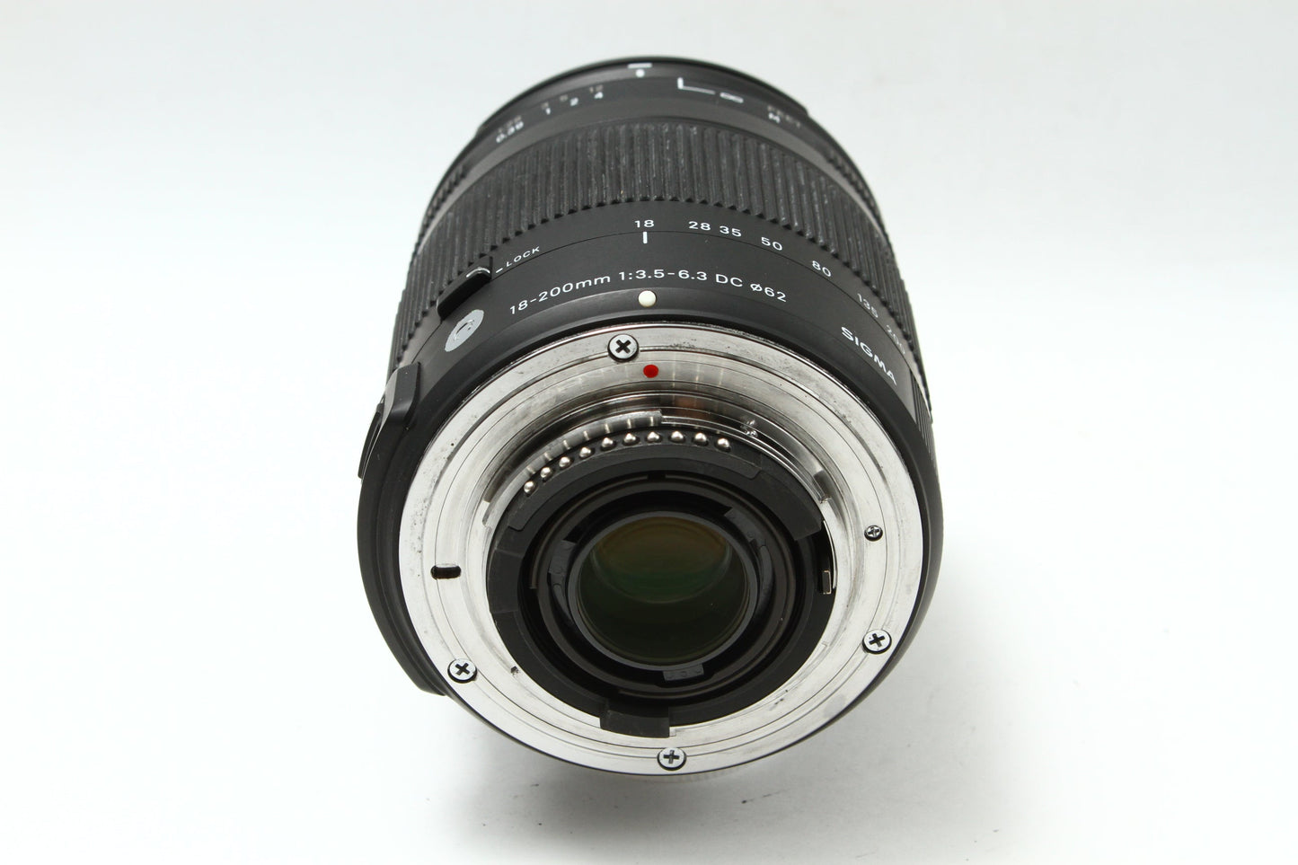 C 18-200/3.5-6.3 DC MACRO OS HSM (Nikon F)