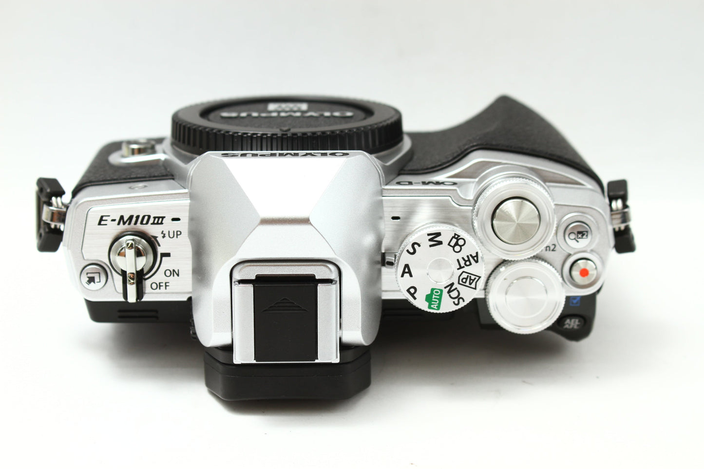 O-MD E-M10 Mark III シルバー