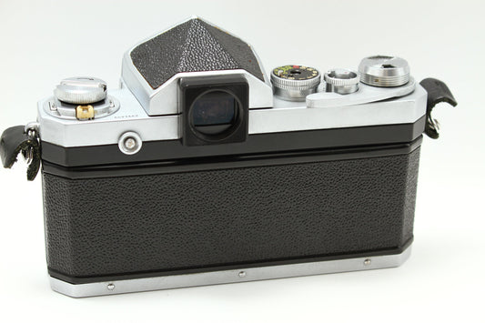 F アイレベル シルバー 652万台