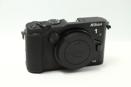 1 V3 ブラック