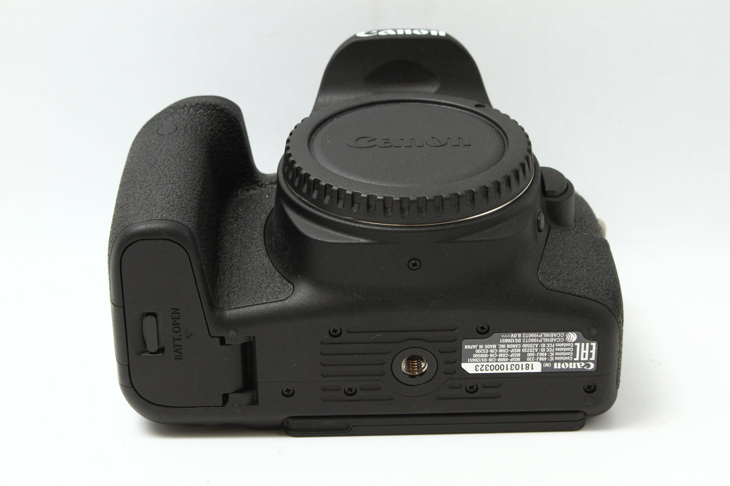 EOS 9000D