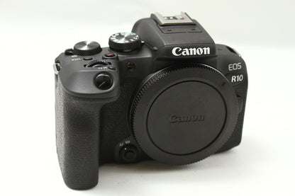 EOS R10