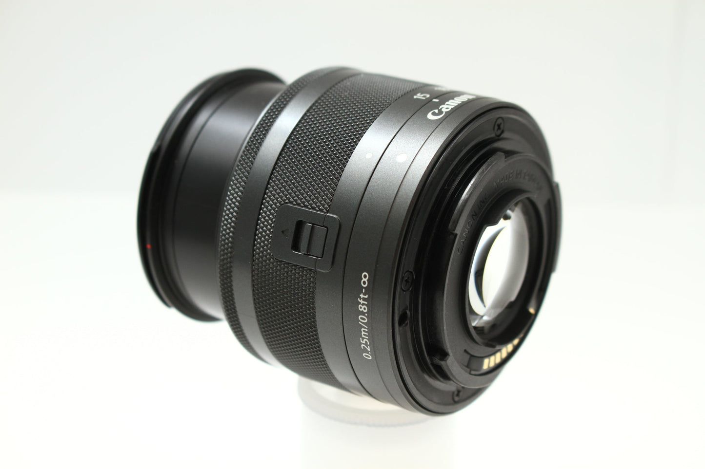 EF-M 15-45/3.5-6.3 IS STM ブラック