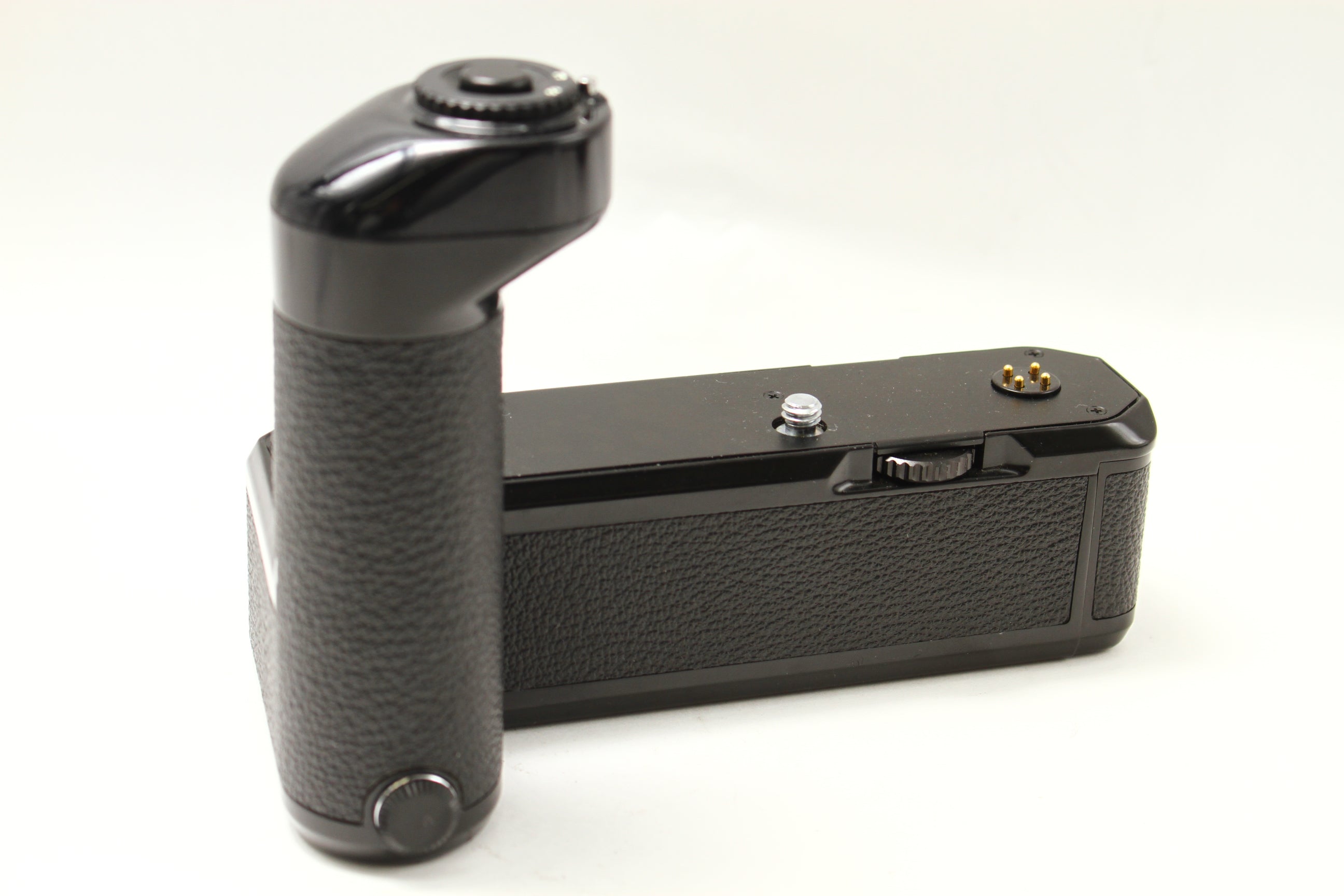 NIKON F１００ フィルムカメラ　バッテリーグリップ、ストラップ アクセサリー バッテリーグリップ/ワインダー – にっしんカメラ