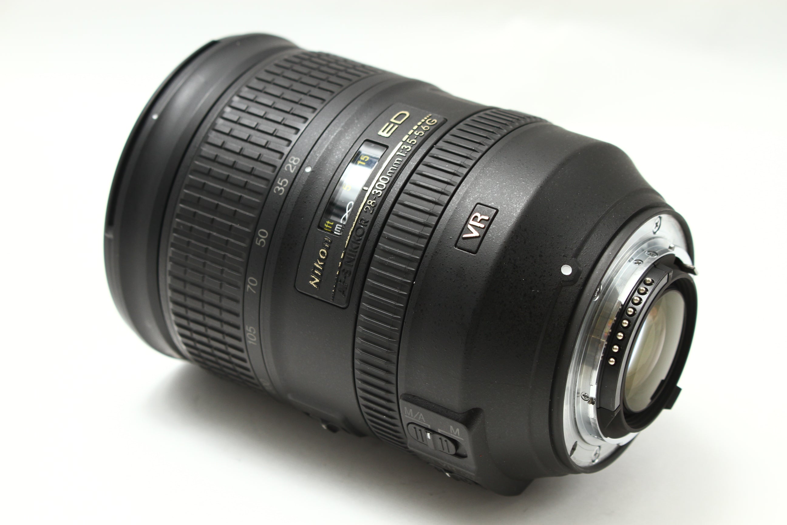Nikon (ニコン) AF-S 28-300/3.5-5.6 G VR レンズ AF一眼用 – にっしん