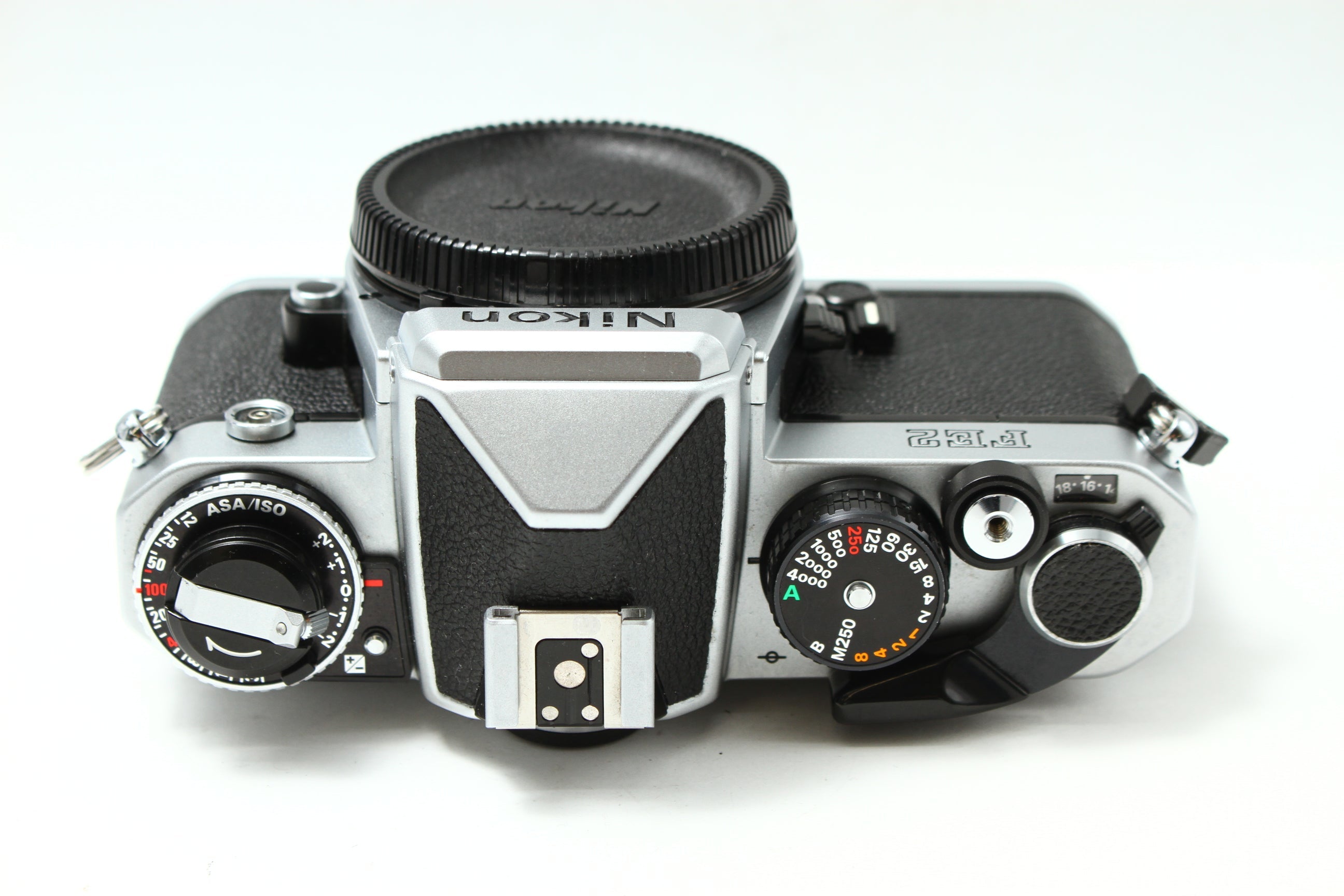 Nikon (ニコン) FE2 シルバー フィルムカメラ 一眼レフ – にっしん