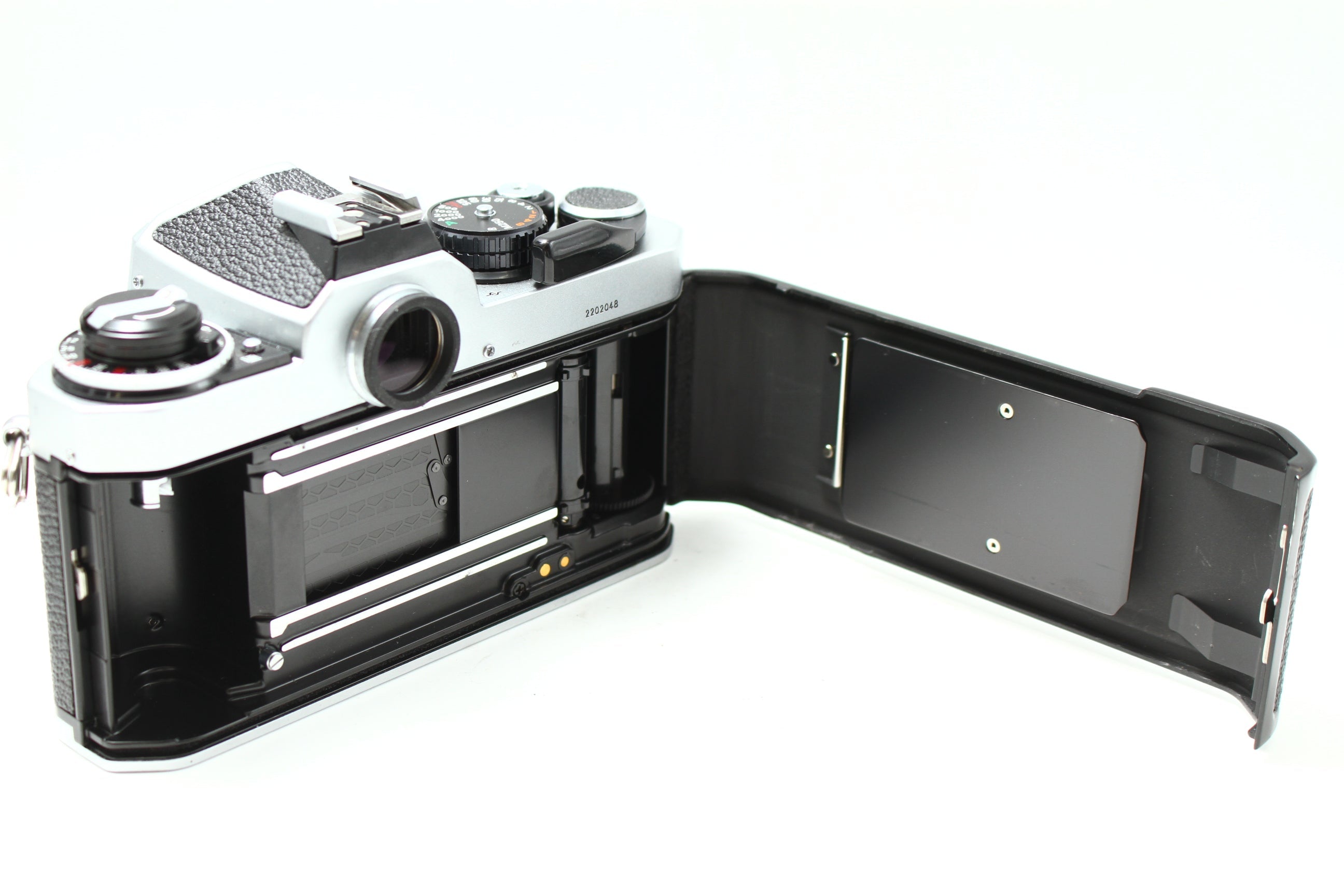 Nikon (ニコン) FE2 シルバー フィルムカメラ 一眼レフ – にっしん