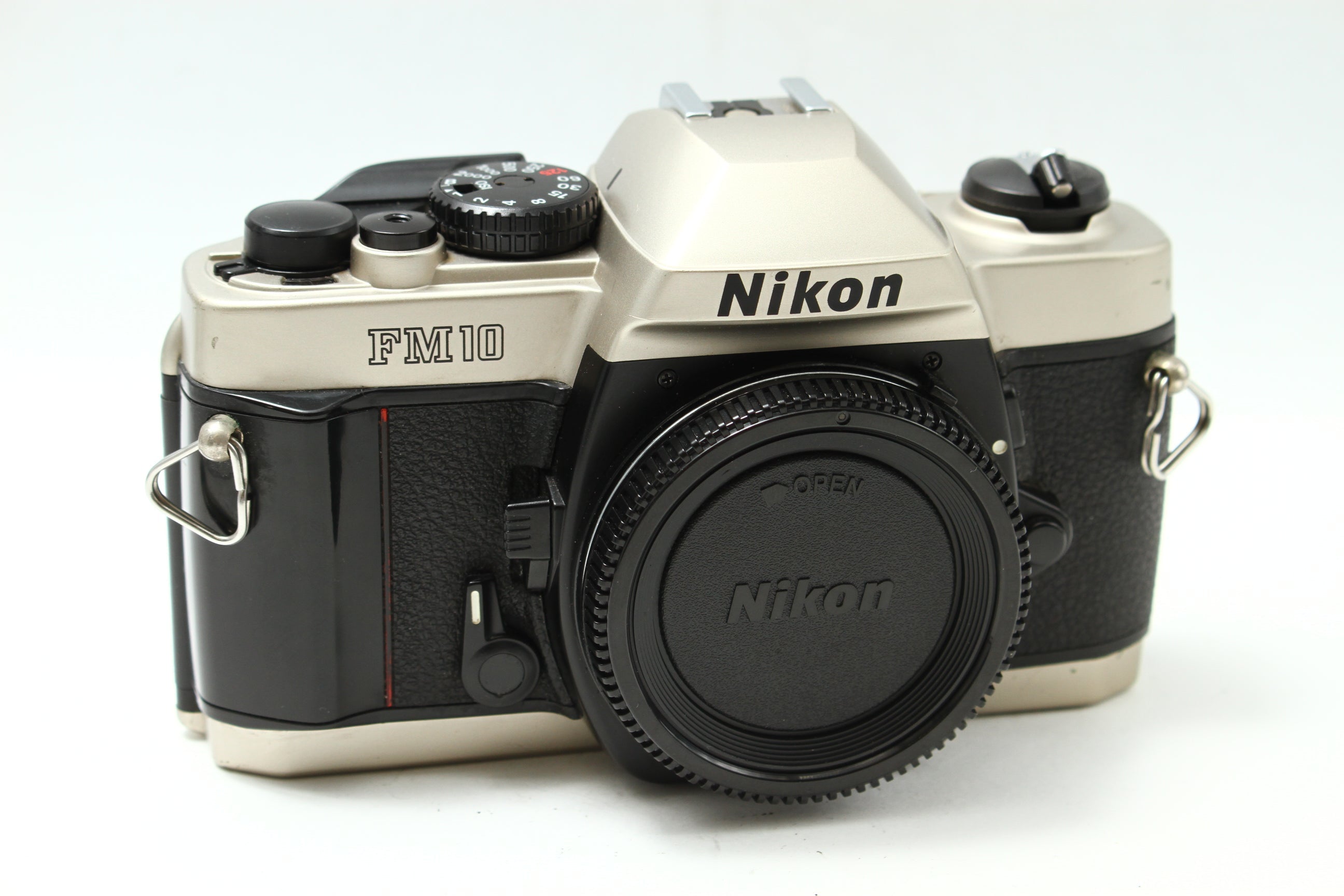Nikon (ニコン) FM10 フィルムカメラ 一眼レフ – にっしんカメラ