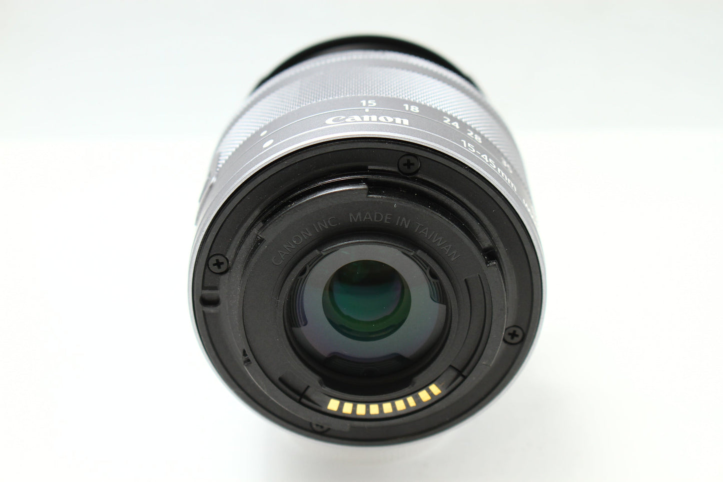 EF-M 15-45/3.5-6.3 IS STM シルバー