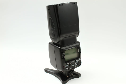 SB-700