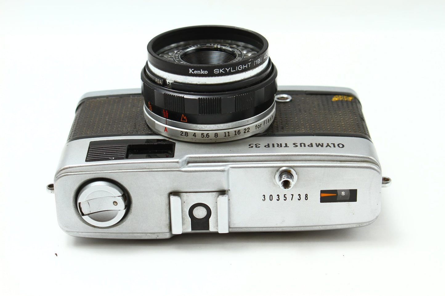 TRIP 35 シルバー 40/2.8