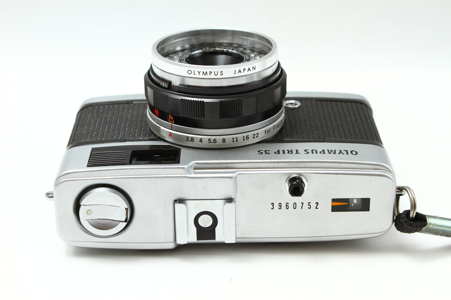 TRIP 35 シルバー 40/2.8