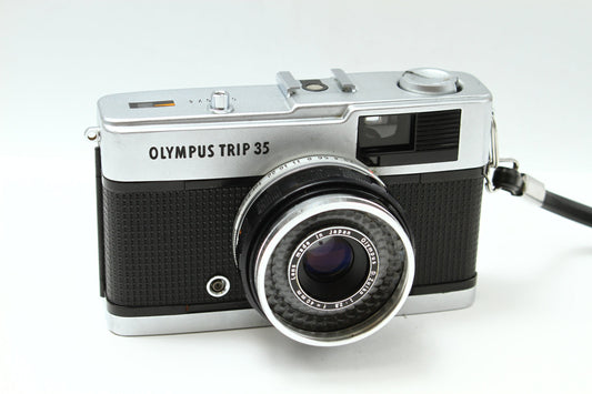 TRIP 35 シルバー 40/2.8