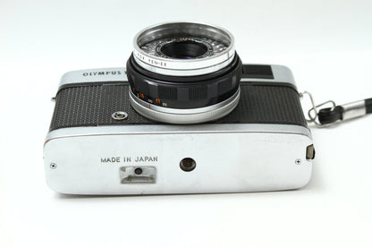 TRIP 35 シルバー 40/2.8