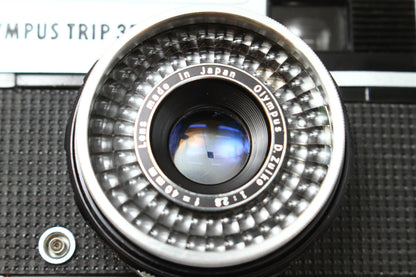 TRIP 35 シルバー 40/2.8