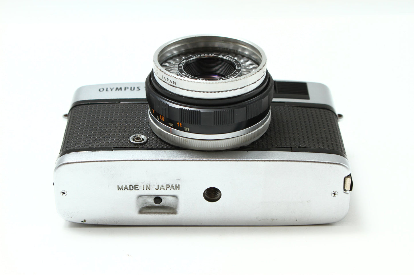 TRIP 35 シルバー 40/2.8